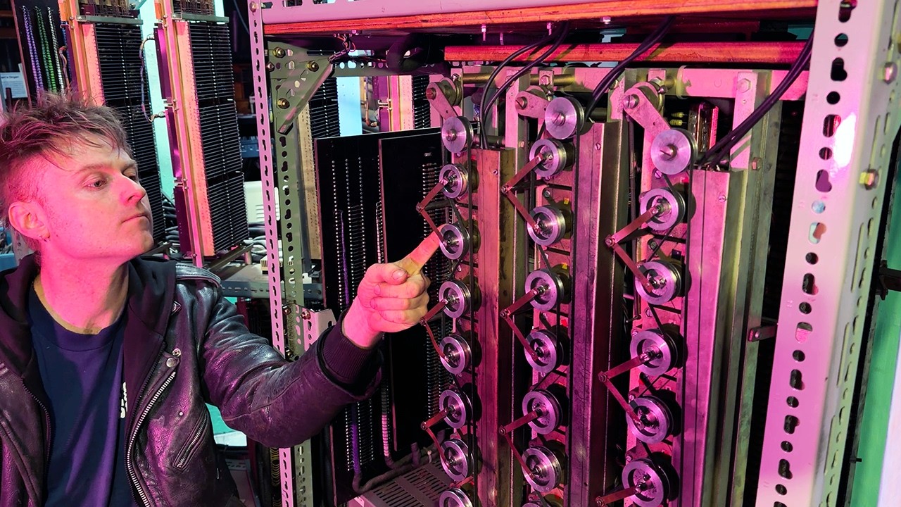 IT FINALLY WORKS! - Crazy Electrostatic Spinning Church Organ