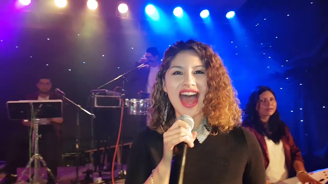 SALA DEL LIBERTADOR GRUPO SENSURA EN VIVO