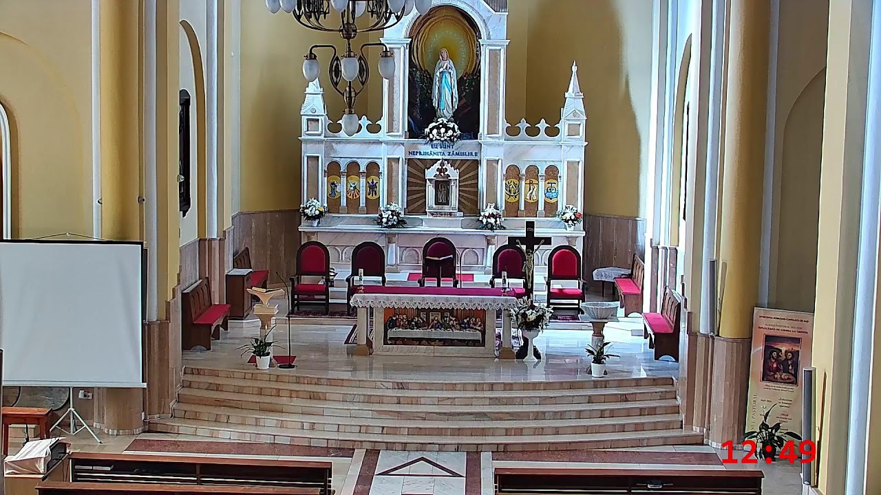 LIVE-Biserica Romano-Catolică `Nașterea Sfintei Fecioare Maria` din Halaucești