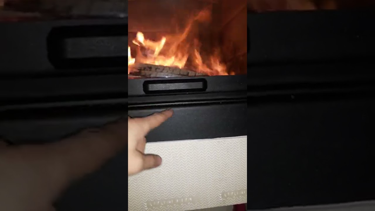 Termocamino Vulcano StarGold Medi3 - II° Video - fumo, coibentazione e rivestimento