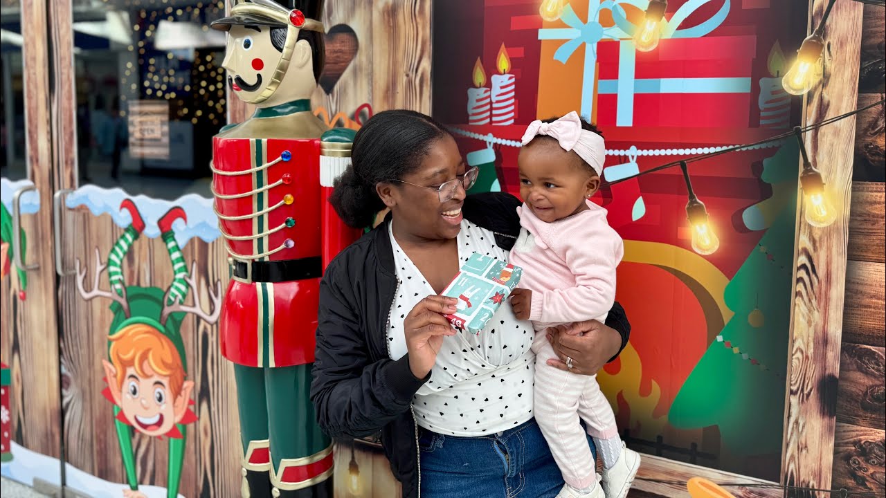 She Wasn’t Ready for Santa | Baby’s First Visit at Stirling Grotto | Thistles Shopping Centre