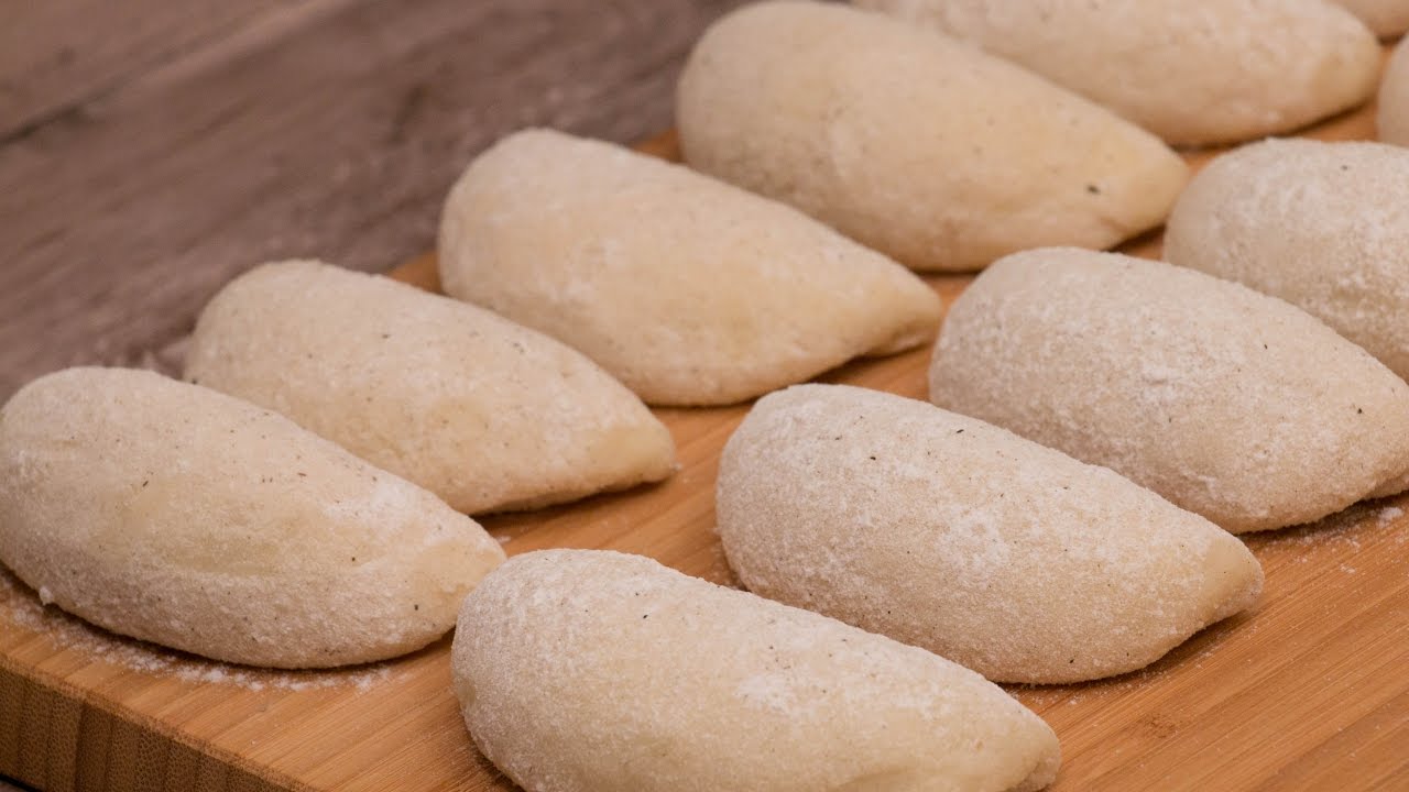 Oml&oacute;s, puha h&oacute;kifli