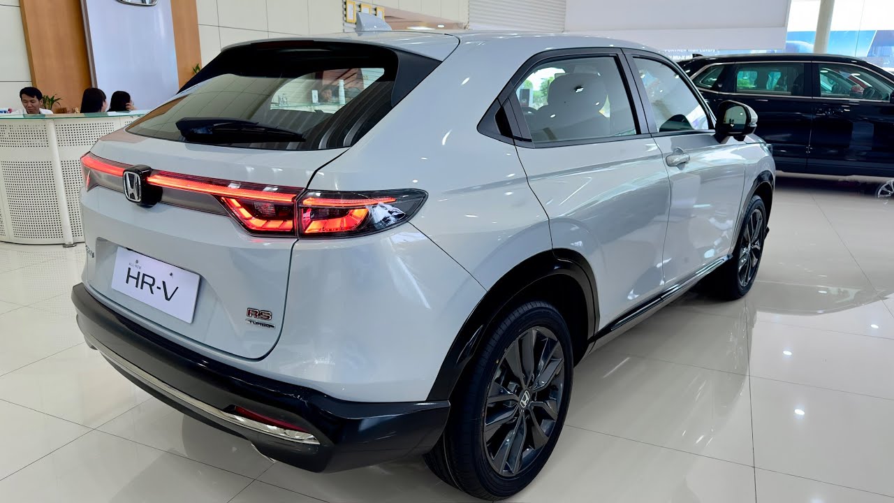 2023 HONDA HR-V RS 1.5L Turbo - Interior and Exterior