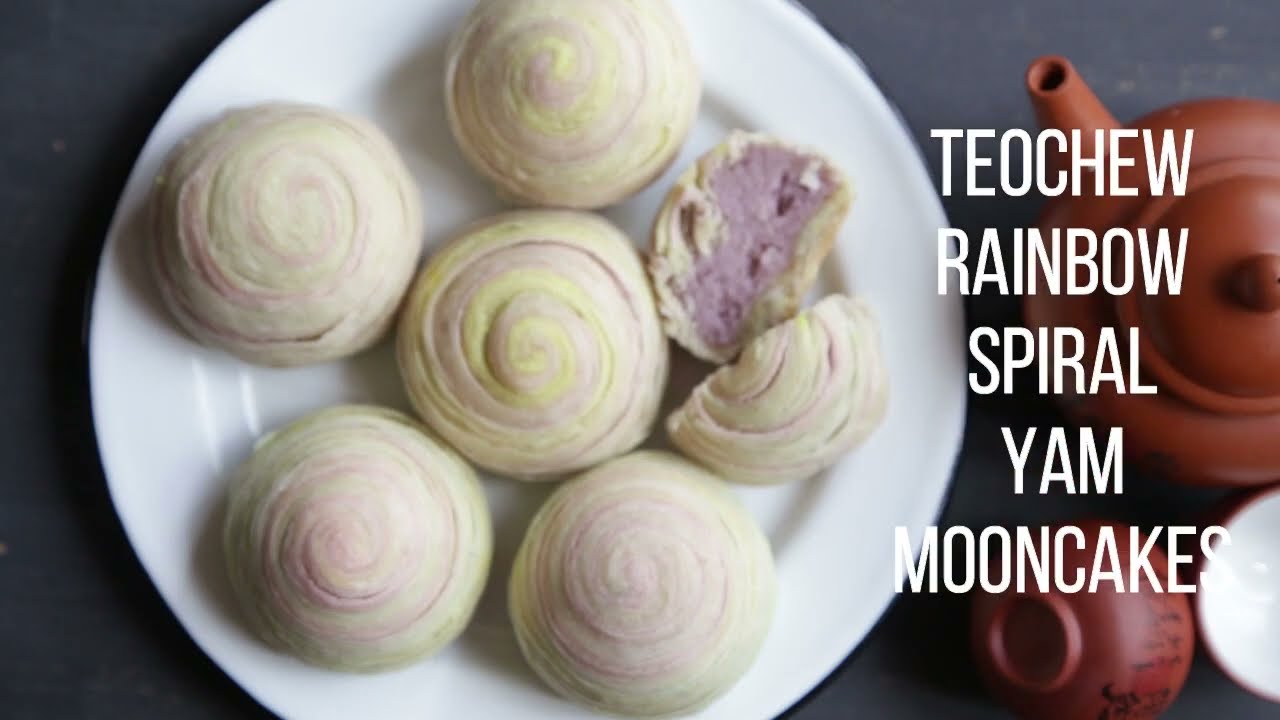 Teochew Rainbow Spiral Yam Mooncake