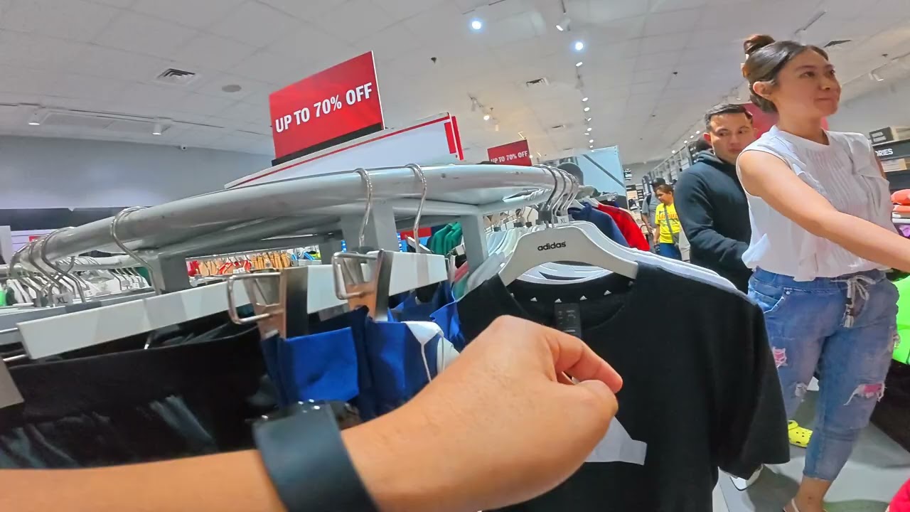 BUY 1 GET 1 AT 70% OFF ADIDAS OUTLET LAGING SALE MGA ULTRABOOST