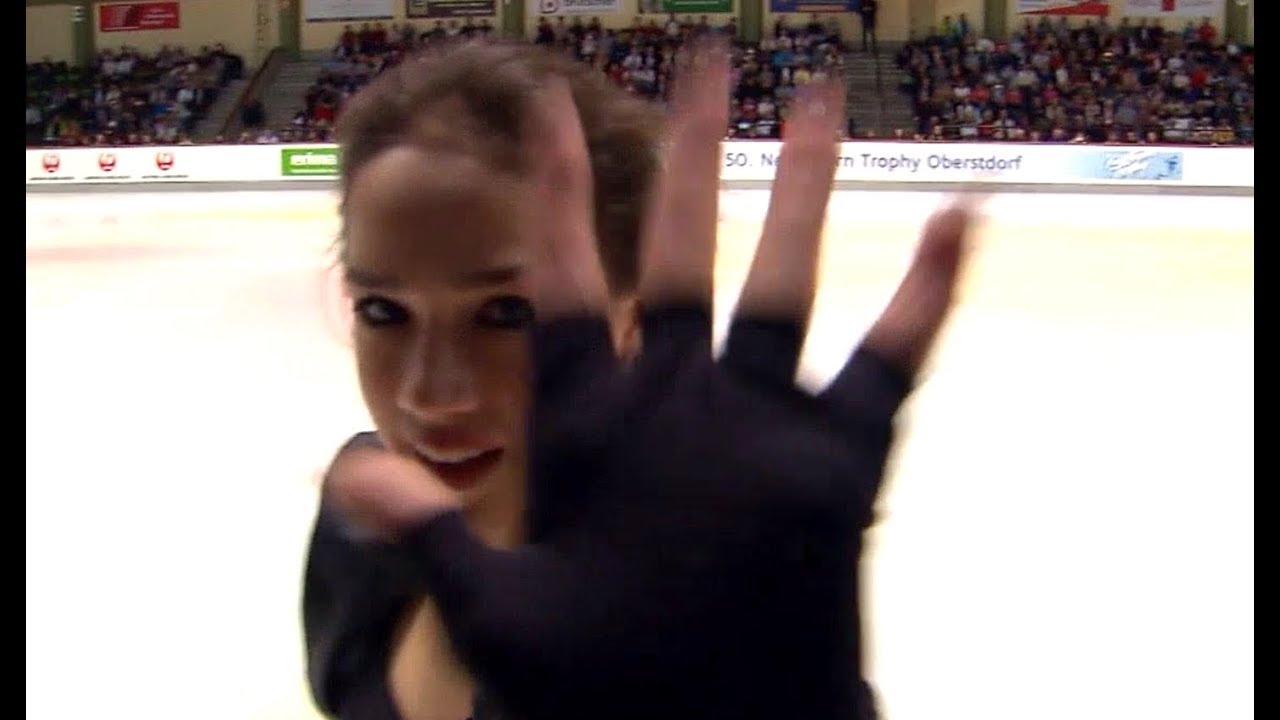 Алина Загитова  // Alina Zagitova EX Gala Nebelhorn premiere Lara Croft 