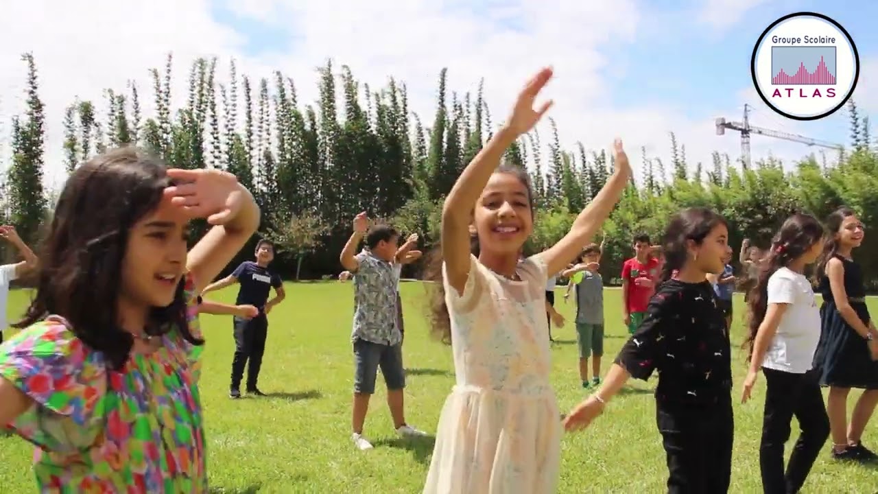 Medley Pour La Fête Des Mères - Par les élèves du Groupe Scolaire ATLAS