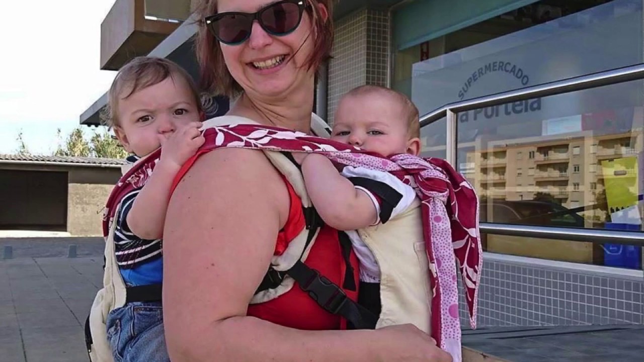Tandem Babywearing Made Easy Thanks To The Twingaroo!