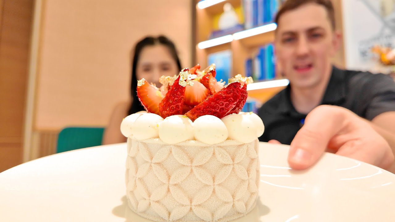 Стоит ли посещать Louis Vuitton Café в Бангкоке?