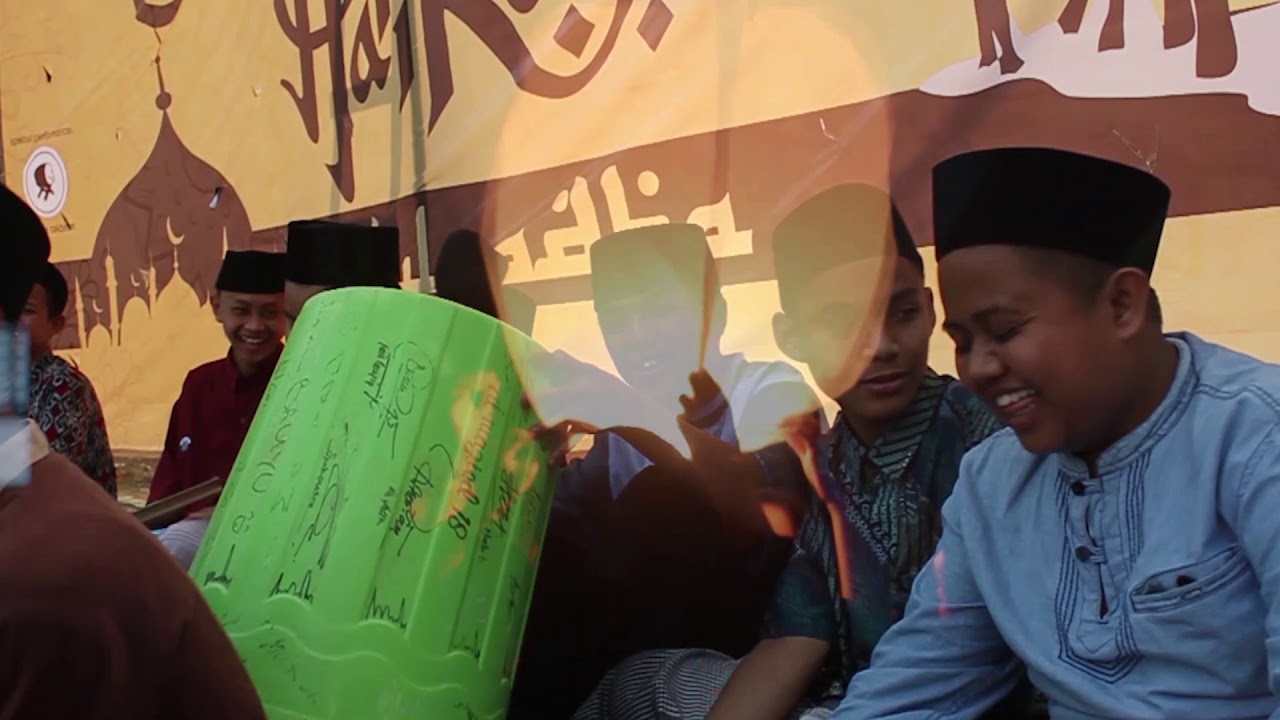 KEBERSAMAAN ITU INDAH - 20th YAUMUL MILAD PONDOK MODERN ALRIFAIE (by ALRIFAIE)