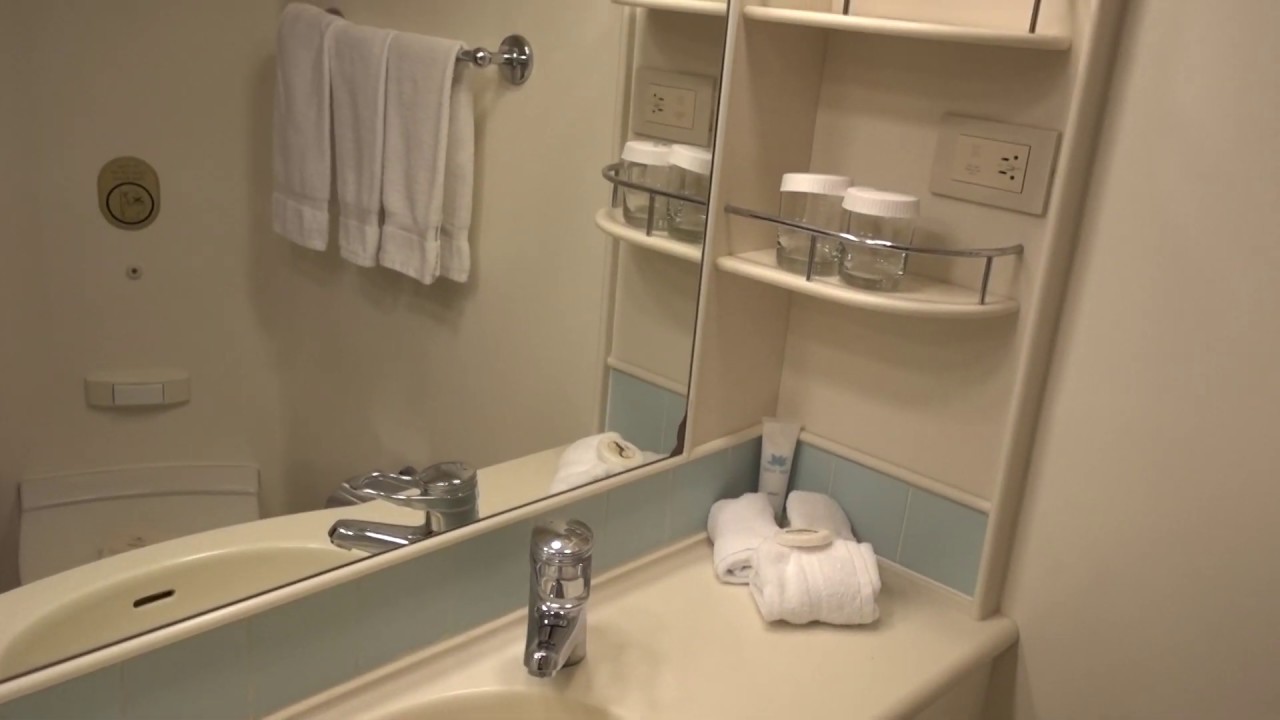 Tour of an Interior Stateroom Aboard the Caribbean Princess Cruise Ship