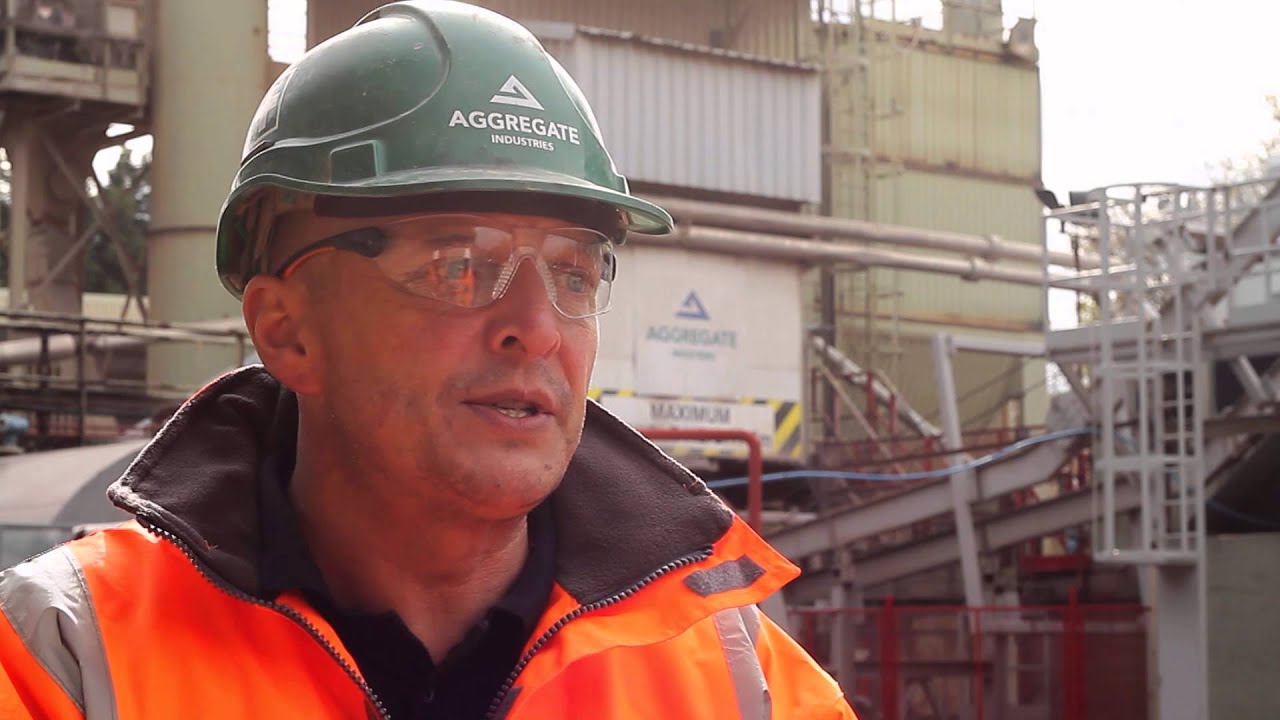 Aggregate Industries Express Asphalt   3rd Rail Skip Safety System