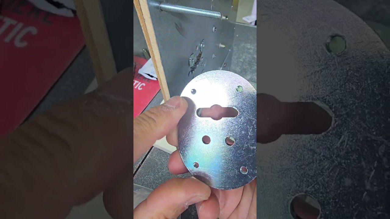 Montaggio defender magnetico doppia mappa in assenza di spazio.
