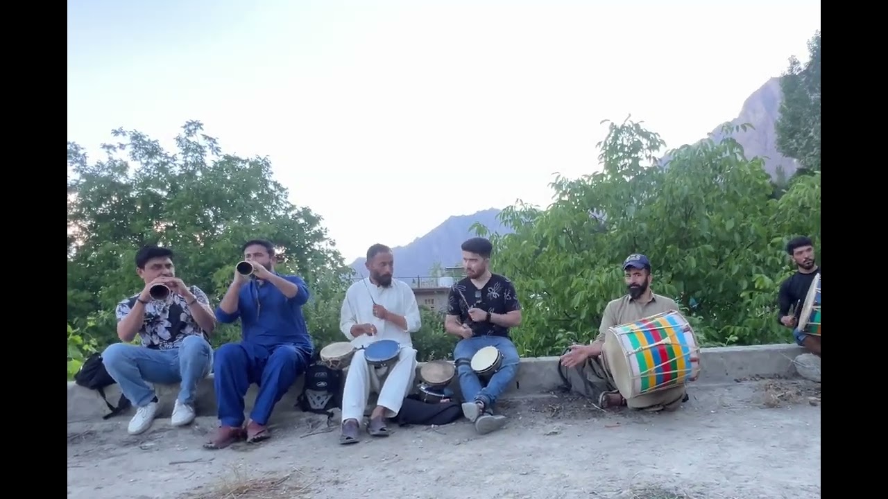 bazmi hareep 