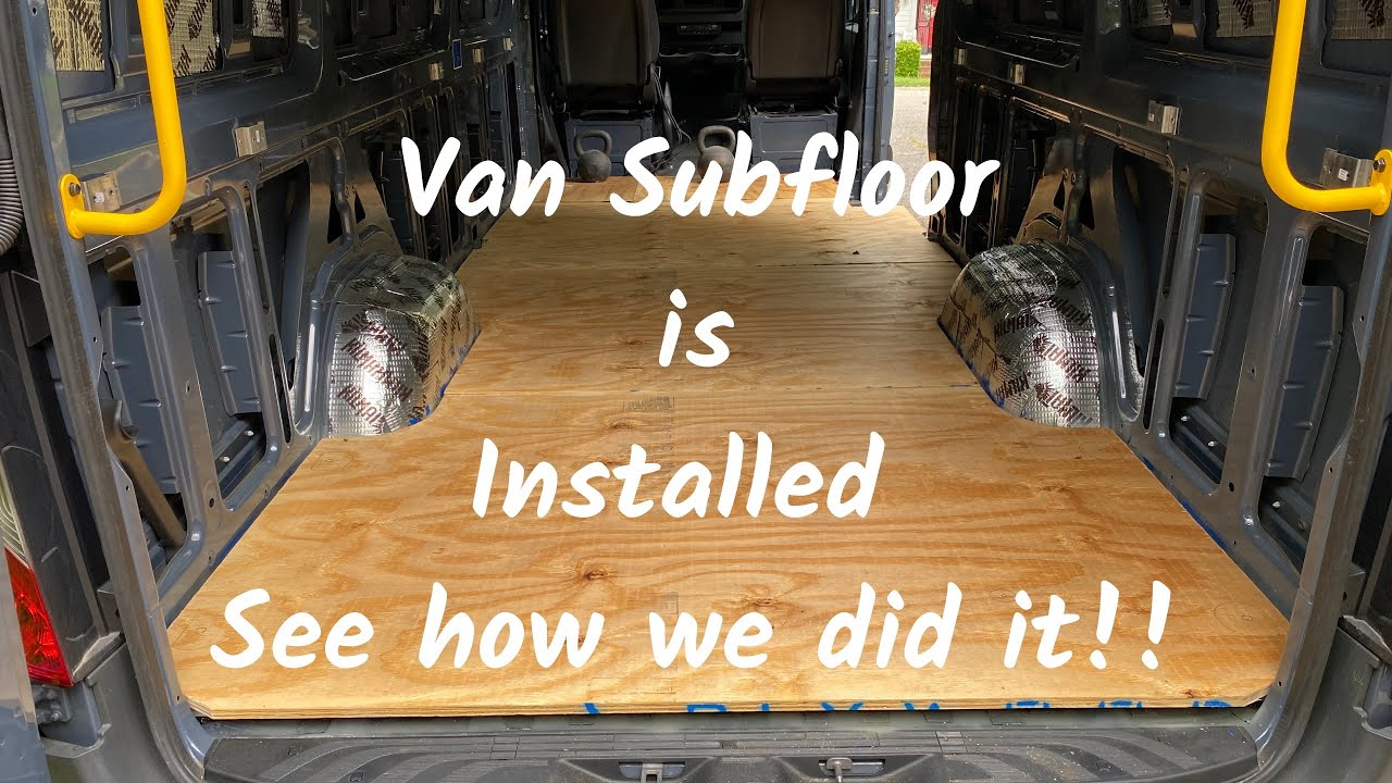 Установка фанерного чернового пола в фургоне Sprinter | Sprinter Van Build