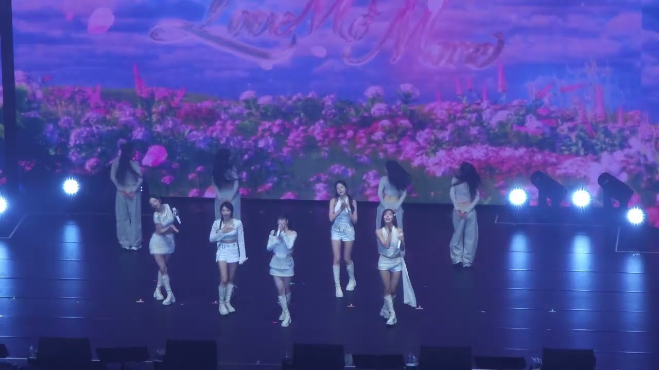 260307 Apink - Love Me More | 2026 Apink Asia Tour ＜The Origin: APINK＞ in TAIPEI