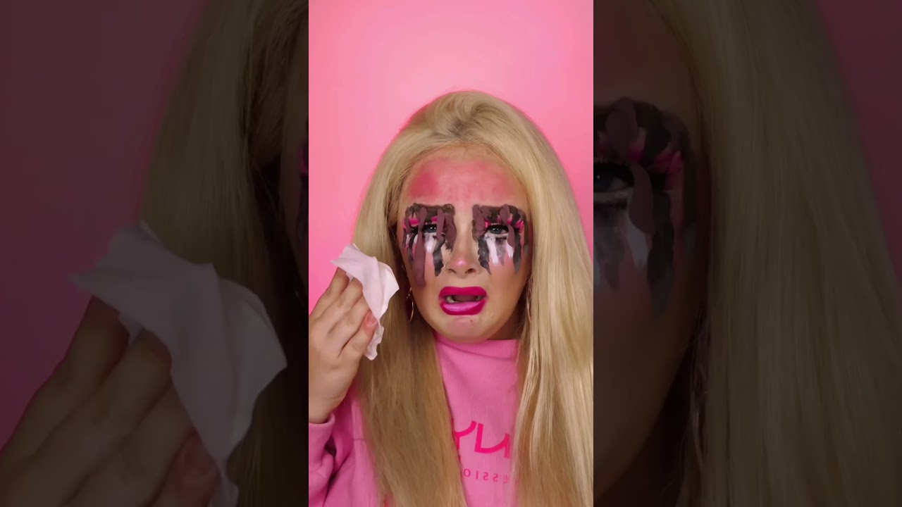 BARBIE MELTING CLAYMATION 💗🫶🏻 #stopmotion #makeup #barbievibes