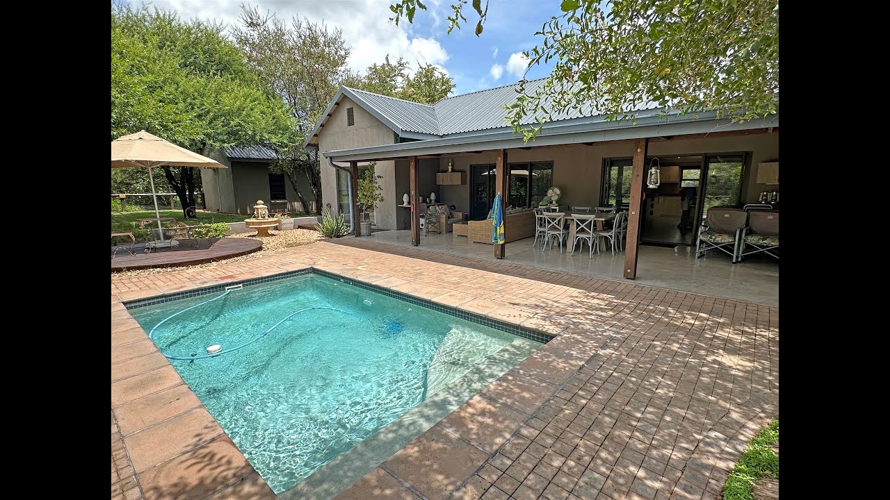 Immaculate home with cottage in Hoedspruit Wildlife Estate