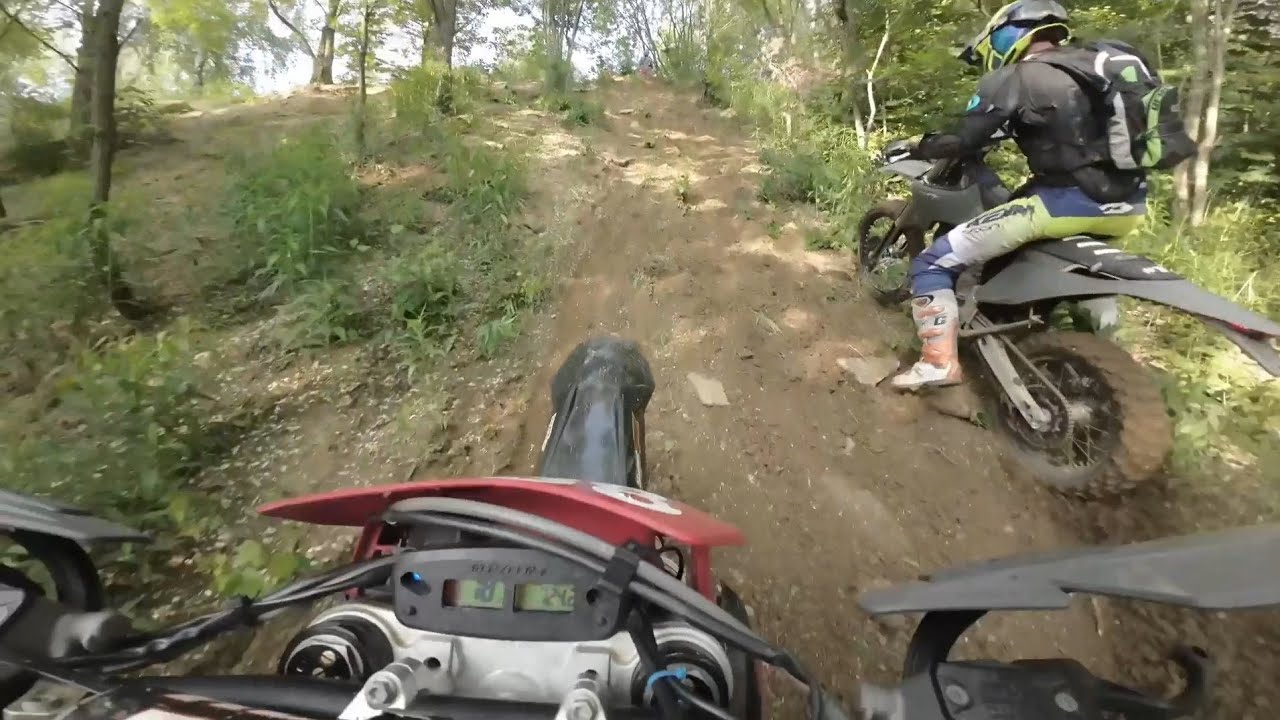 GAS GAS EC 300 vs Stark Varg EX HARD ENDURO