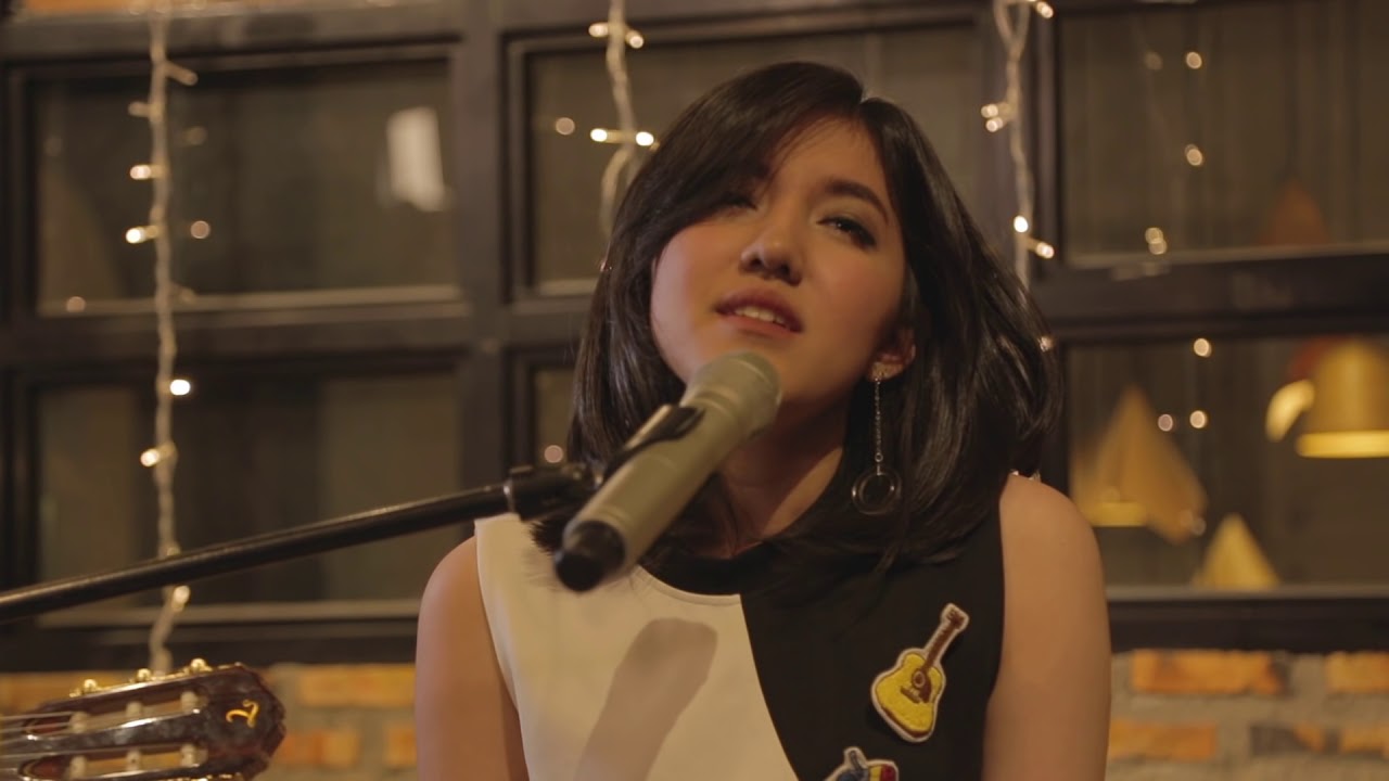 Ify Alyssa - Medley 3 Disney Songs