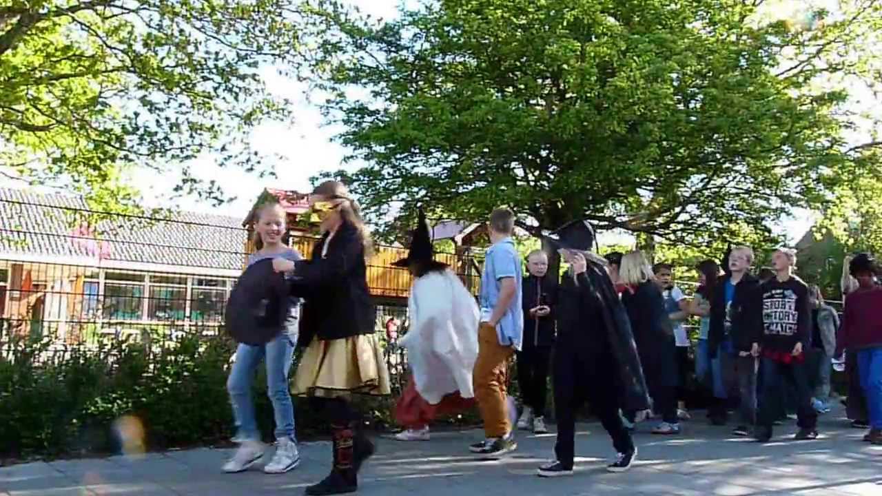 Optocht van basisschool De Kluft