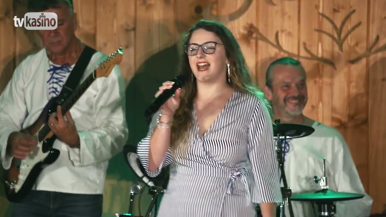 Eliška Drobčiarová: Rozkvitali trnky