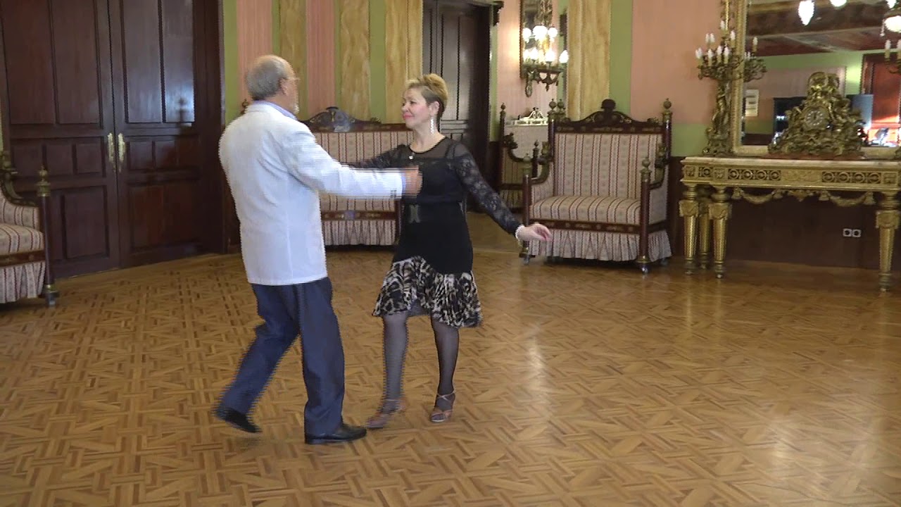 Bailando swing a los 80.- 12  : I've got you under my skin.- Frank Sinatra.