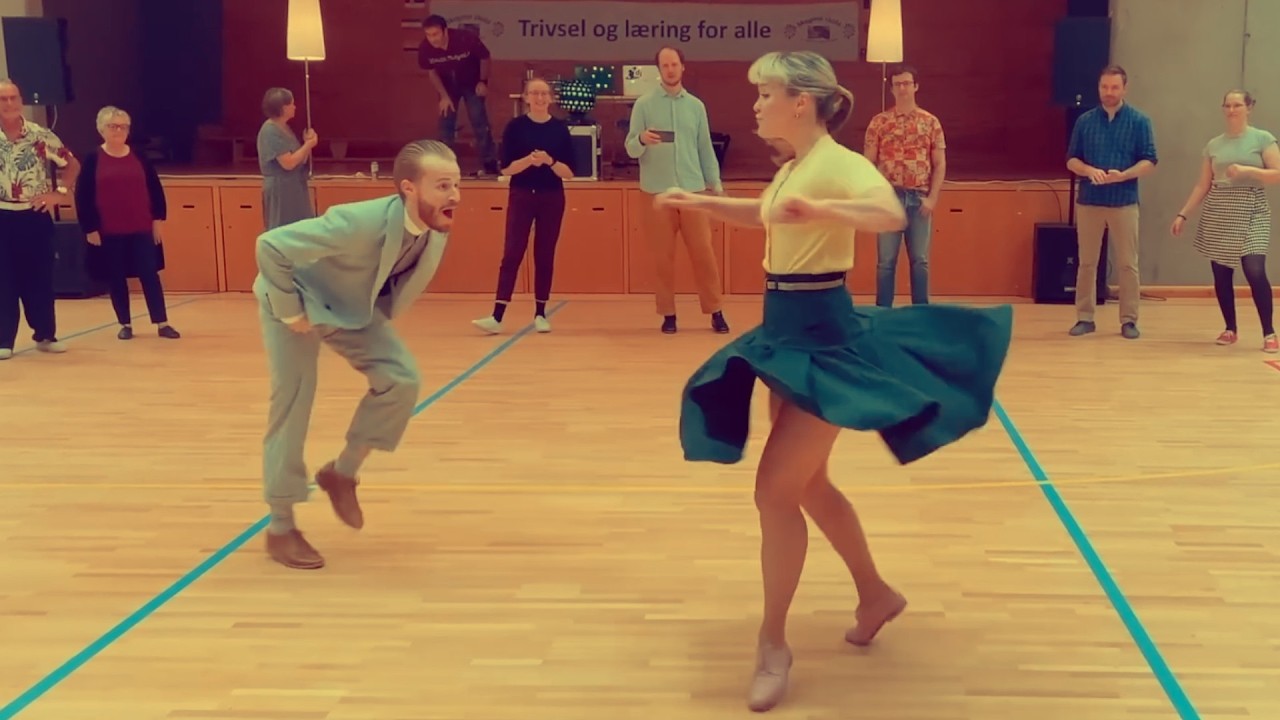 VIRAL BOOGIE WOOGIE DANCE VIDEO