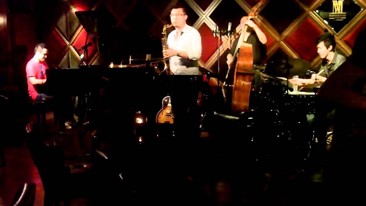 Mark Kuo's Neo-Retro Sextet in Marsalis Taipei - Scrapple from the apple