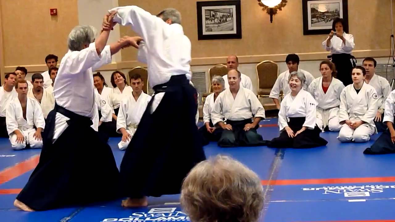 Yamada Sensei Ryotetori Koshinage