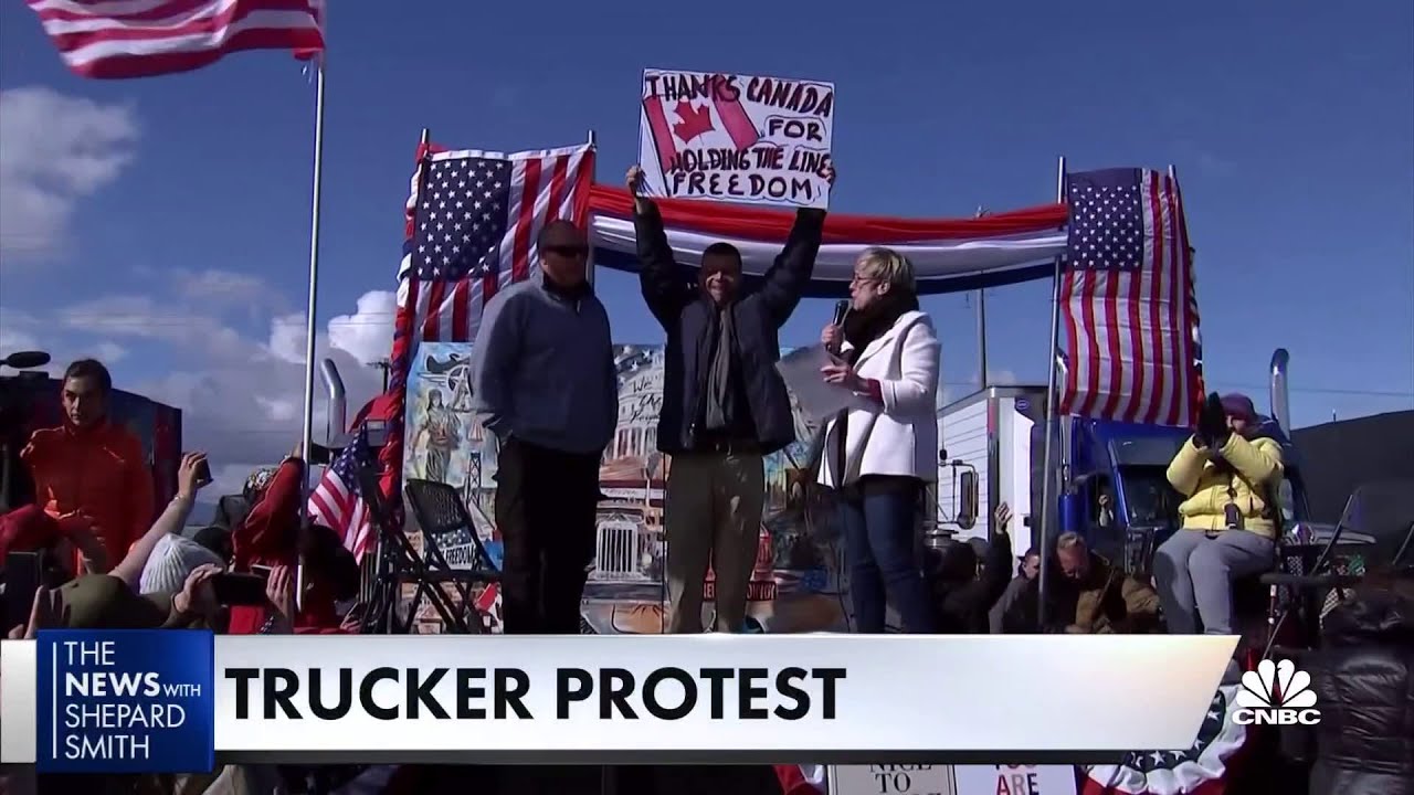 Trucker convoy heads east to protest Covid rules