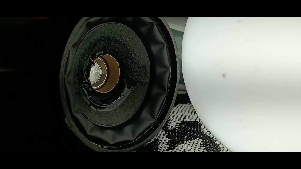 Insane 8 watt five below speaker excursion