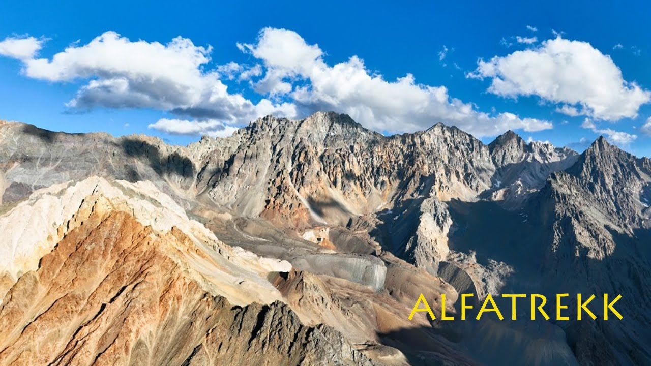 cerro parque andino 4548M (le&oacute;n rojo) en solitario. Dario Alfaro