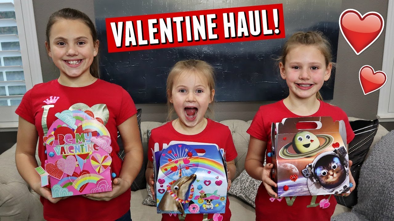 VALENTINE AND CANDY HAUL FROM SCHOOL!