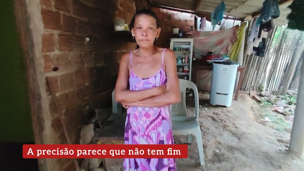D. MARIA diz que sempre passa necessidade, levamos mais uma ajuda para ela.