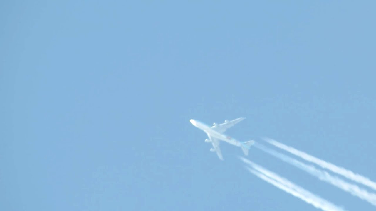 Boeing 747-4B5 (B744)