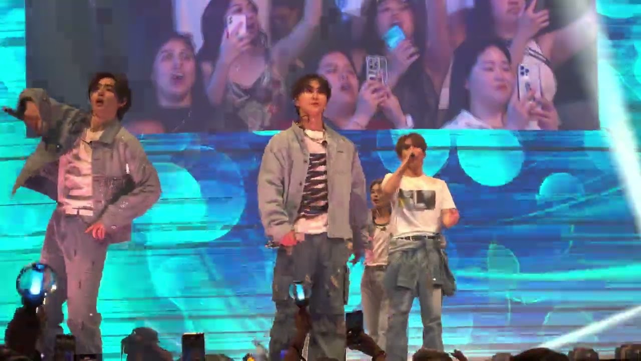 [4k] 230422 ENHYPEN (엔하이픈) - SHOUT OUT - ENHYPEN at We Bridge