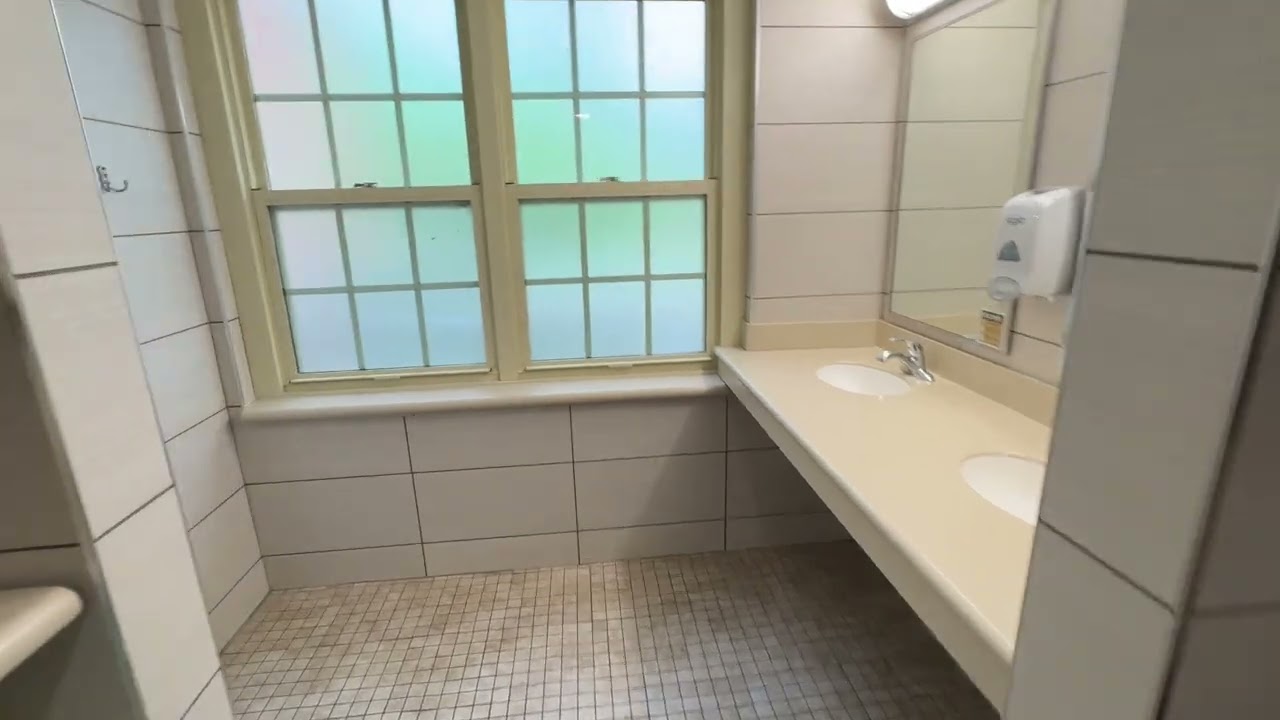 Taylor 5-Person Semi-Suite