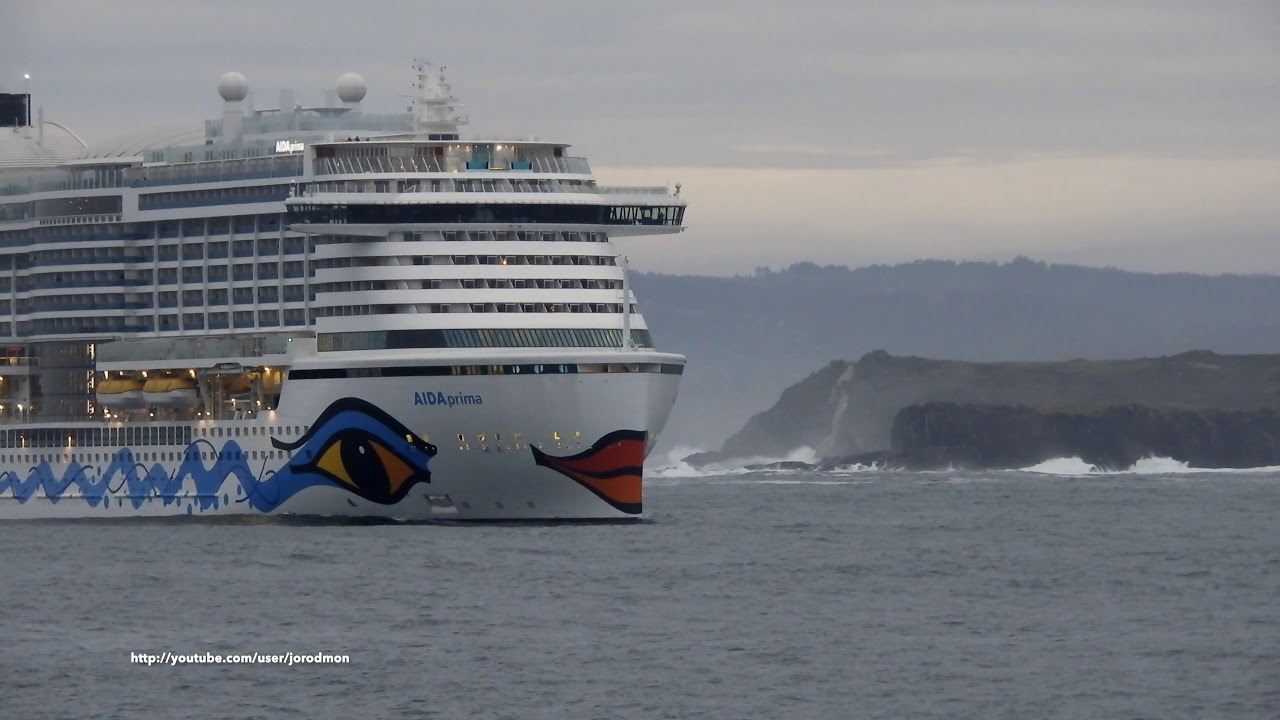 Cruise ship AIDAprima arrives in A Coruña