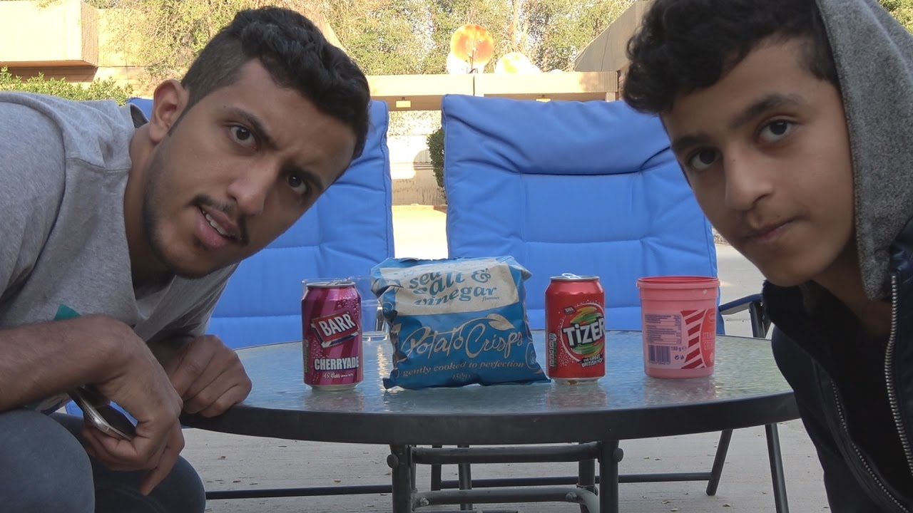 تحديات بلي اوي : أكل مستورد جاب فينا العيد !!