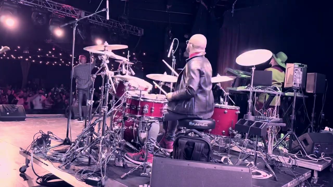 Sam Franklin IV - Freakshow On the Dance Floor LIVE - The Bar-Kays