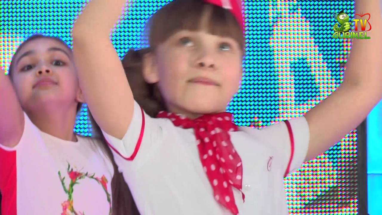 Olga Scobioala & Adriana Liogchii (Lollipops) - In nori