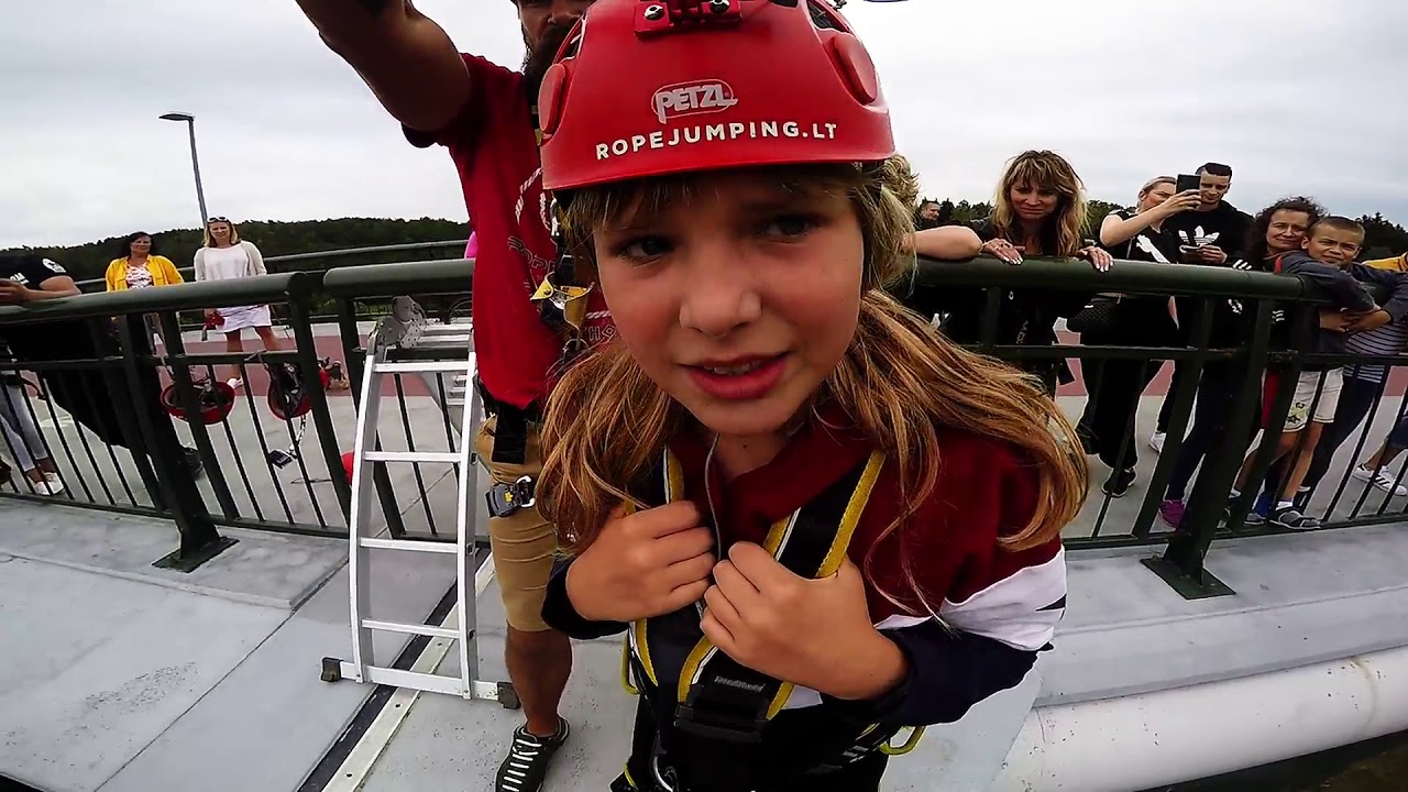 Kristina Grušinaitė, Šuolis su virve @ Baltosios Rožės tiltas, Alytus www ropejumpi