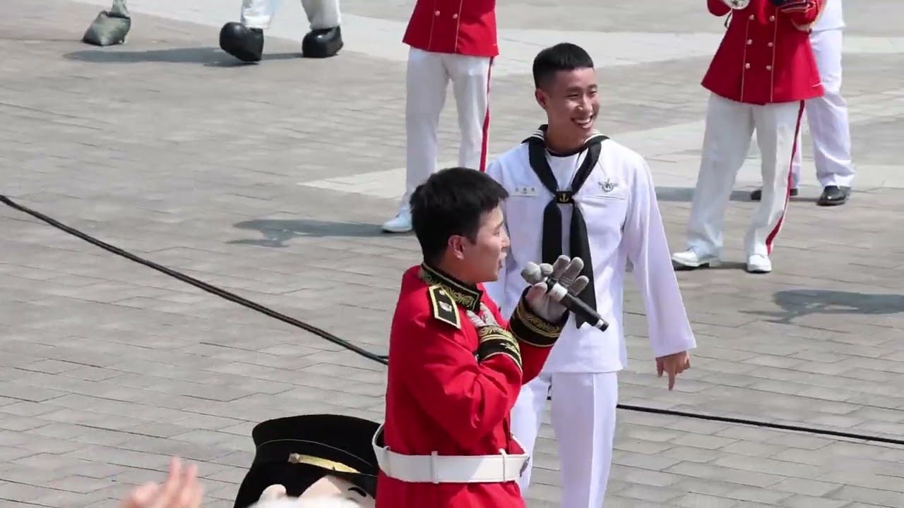 국방부 군악대 상반기 막공(20240628)_'예술이야'_마스코트 커밍아웃 ㅎㅎ(2개월동안 고생했고,감사!!♡) #김지훈#고우림#Kimjihoon#Kowoorim