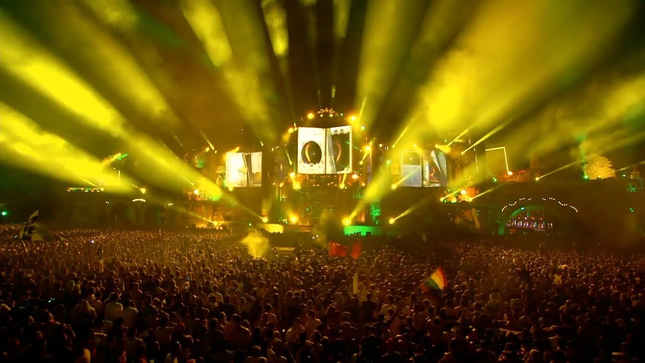 Ti&euml;sto & Moska - Acorde&atilde;o (Live at Tomorrowland)