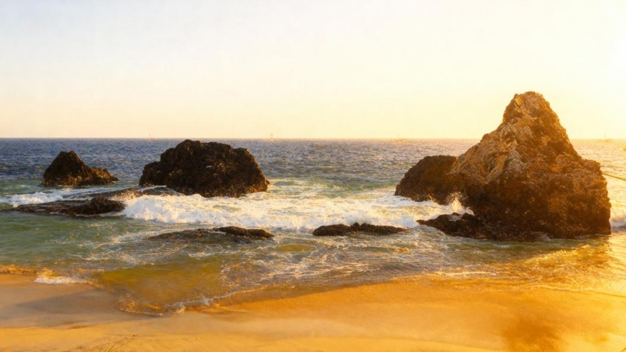 🌅 Early Morning Waves – Peaceful Ocean Sounds to Wake Calmly