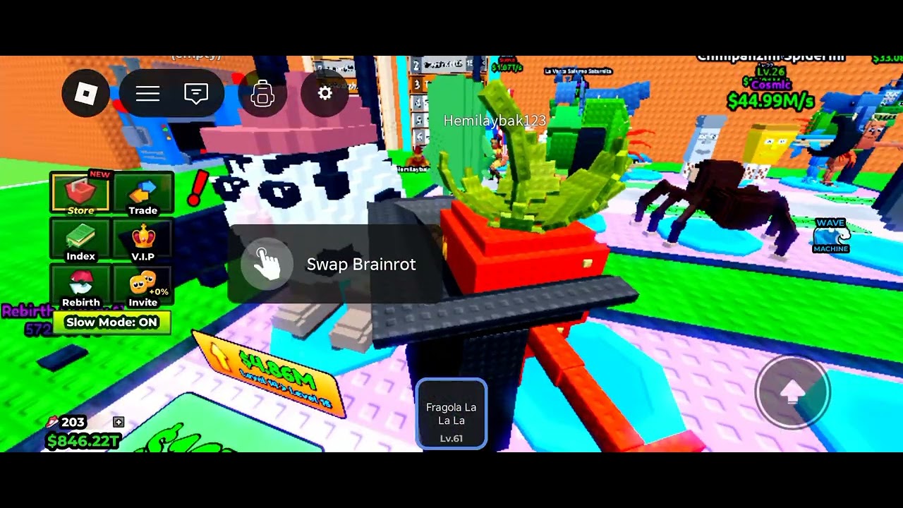 Guys Roblox is back I made a new account