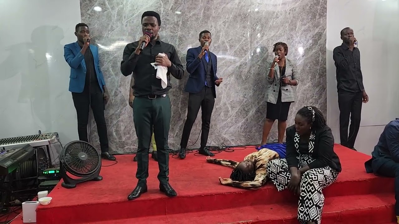 MI ANENI E YO MADUONG' YESU