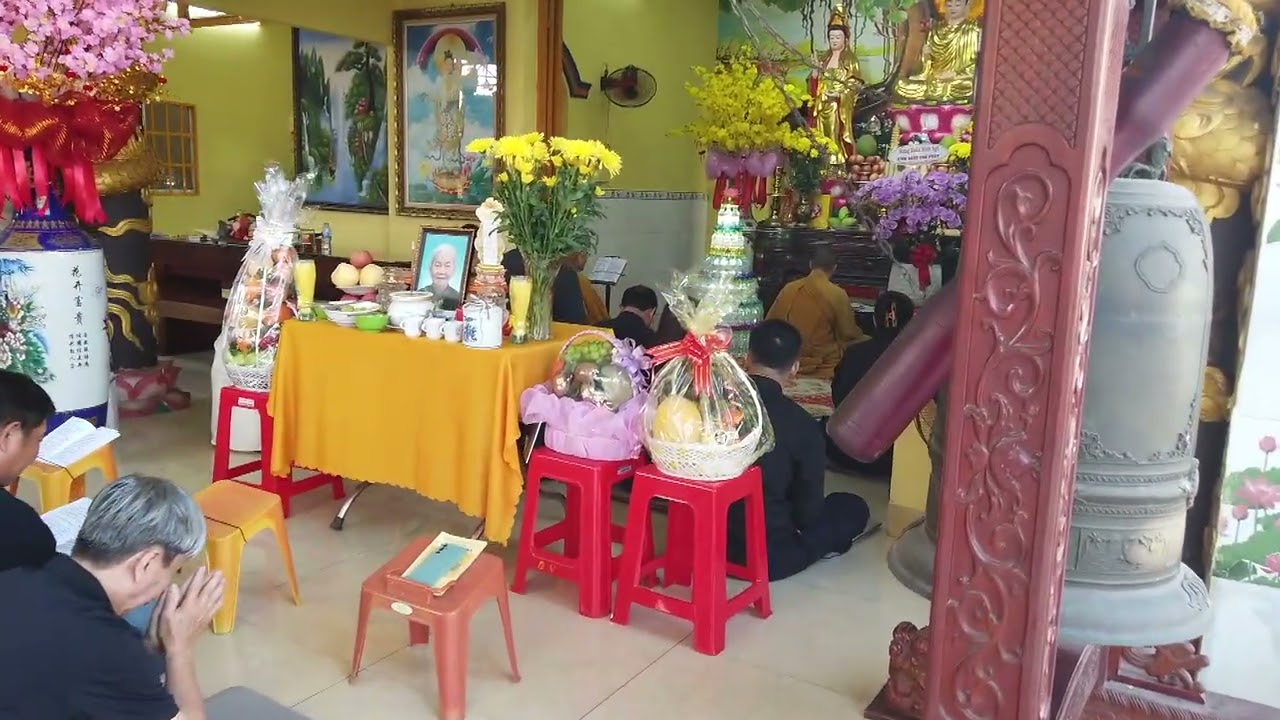 Le cau sieu Ba Nguyen thi Lan ( 2 )