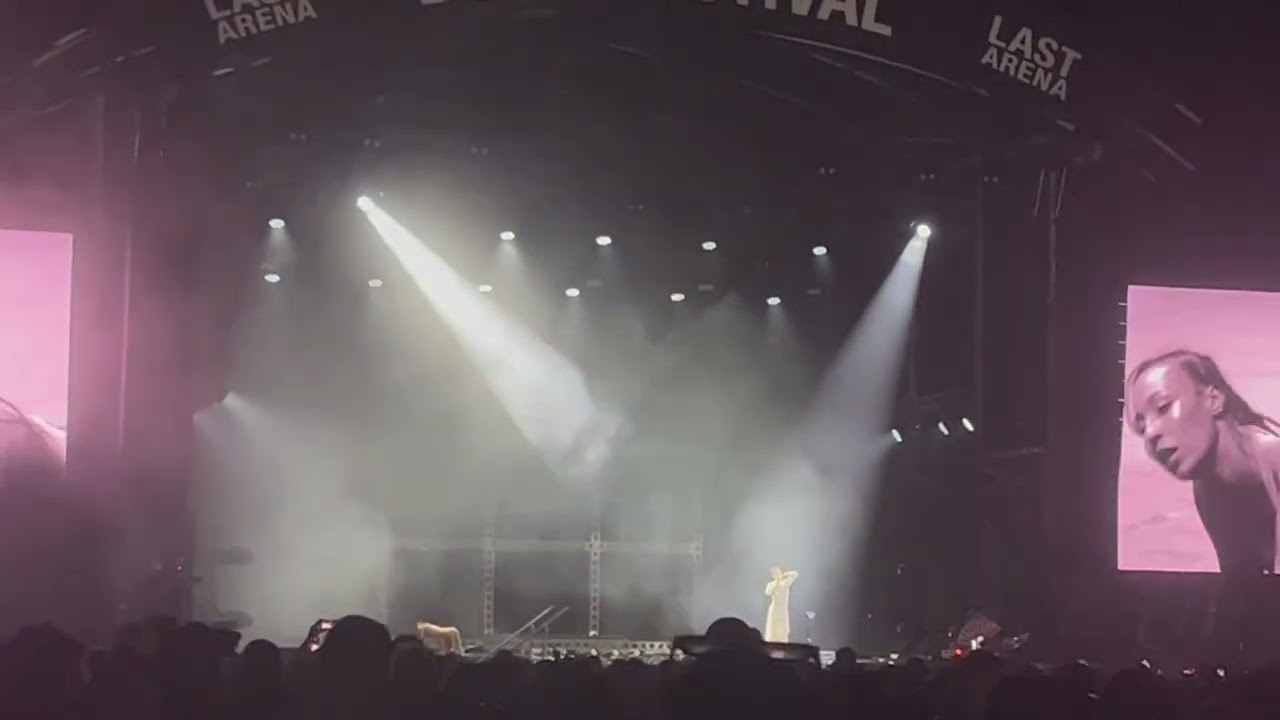 FKA twigs - Striptease @ Dour Festival 2025